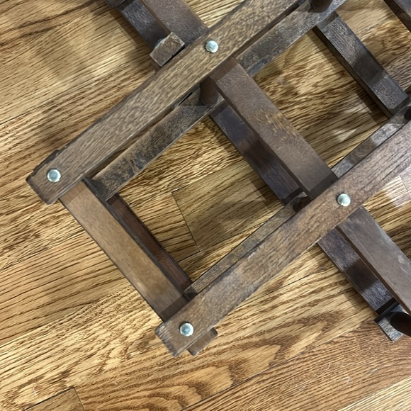 Vintage MCM style accordian collapsible wine rack, 14 bottles - Picture 5 of 7